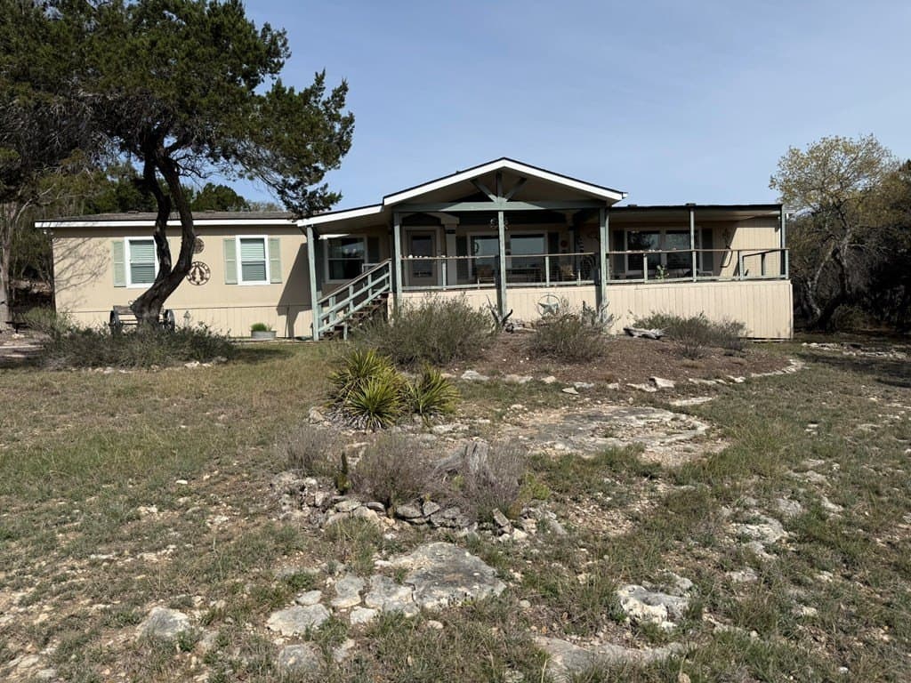 10.89 acres in Comal County gallery image 2