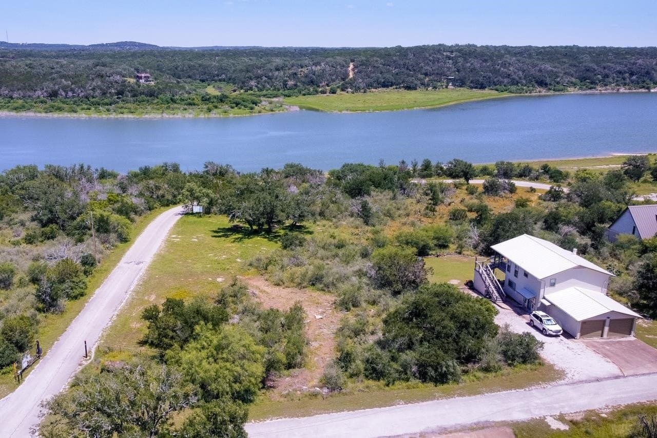 0.44 acres in Burnet County gallery image 2