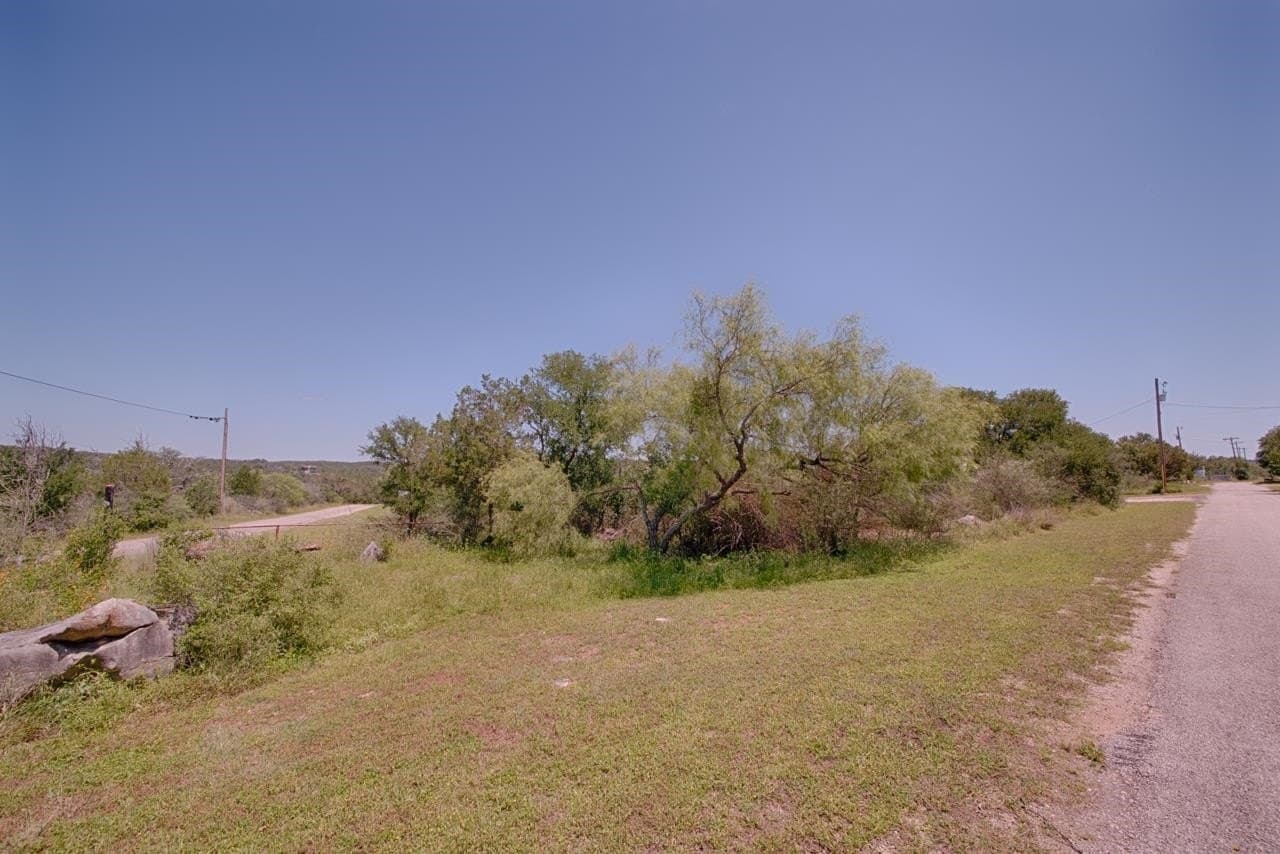 0.44 acres in Burnet County gallery image 4