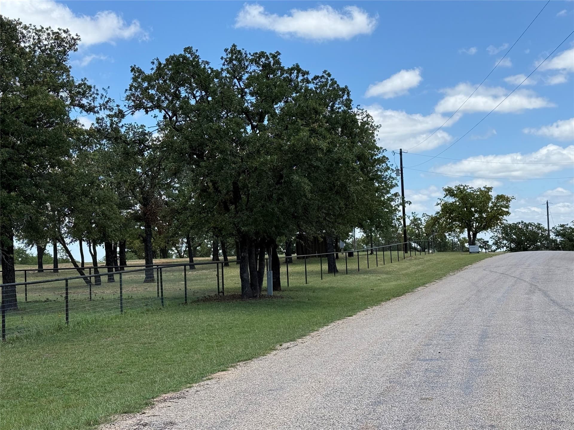 5.66 acres in Wise County gallery image 3