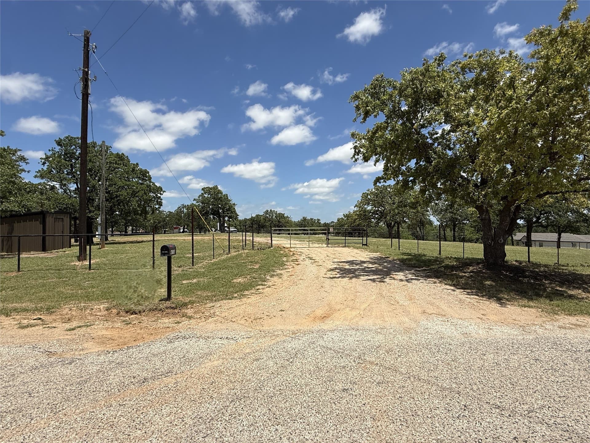 5.66 acres in Wise County - photo 9