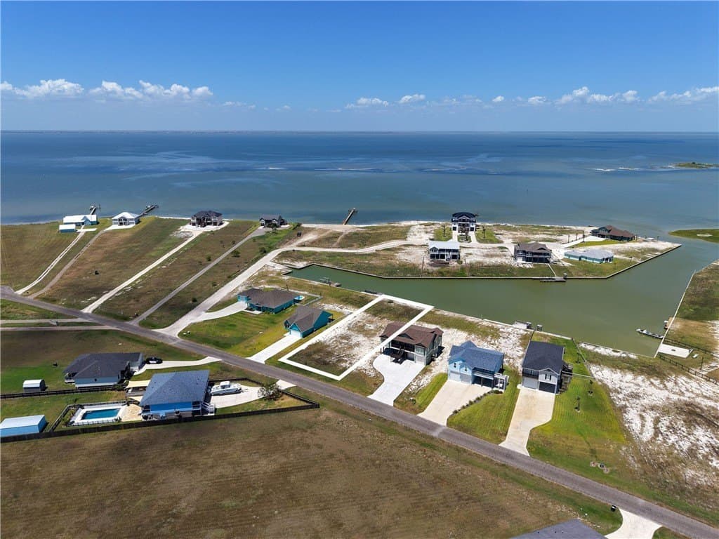 0.5 acres in Aransas County - photo 7