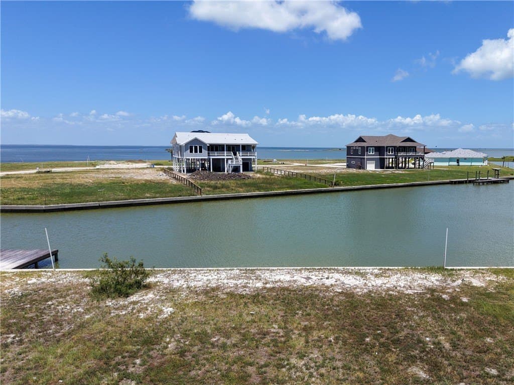 0.5 acres in Aransas County - photo 2