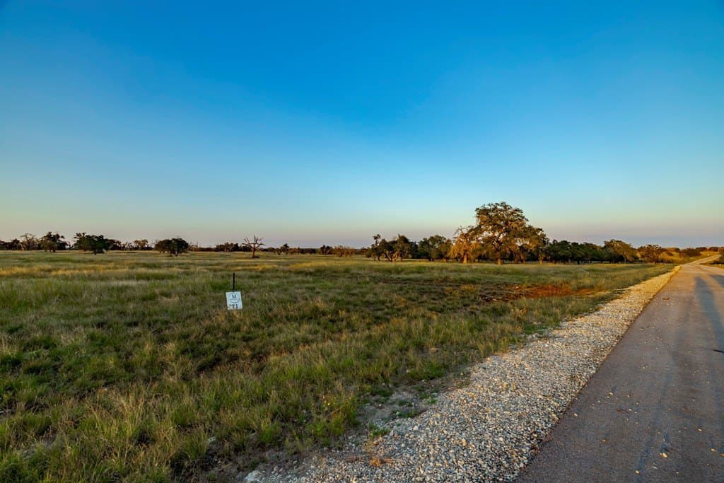 5.44 acres in Gillespie County - photo 8