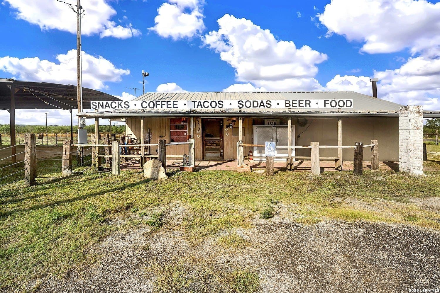 41.76 acres in Karnes County gallery image 4