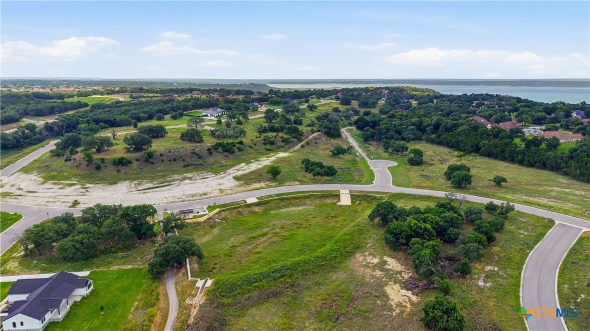 0.89 acres in Bell County - photo 2