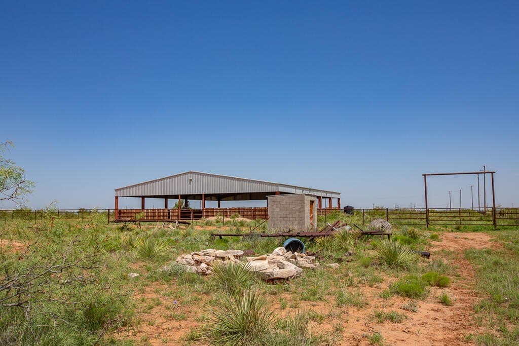 17.73 acres in Midland County - photo 96
