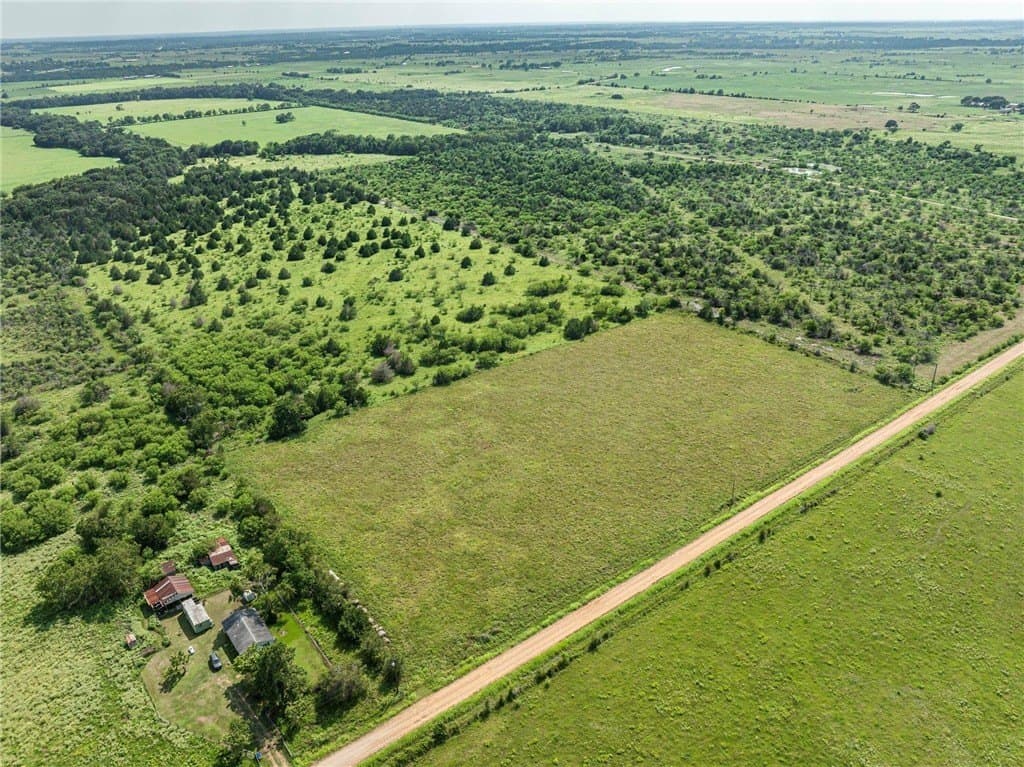 34.65 acres in AUSTIN County - photo 3