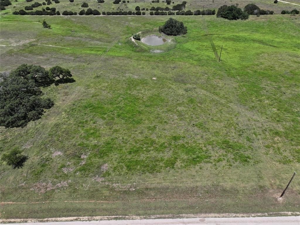 5 acres in Burnet County gallery image 4
