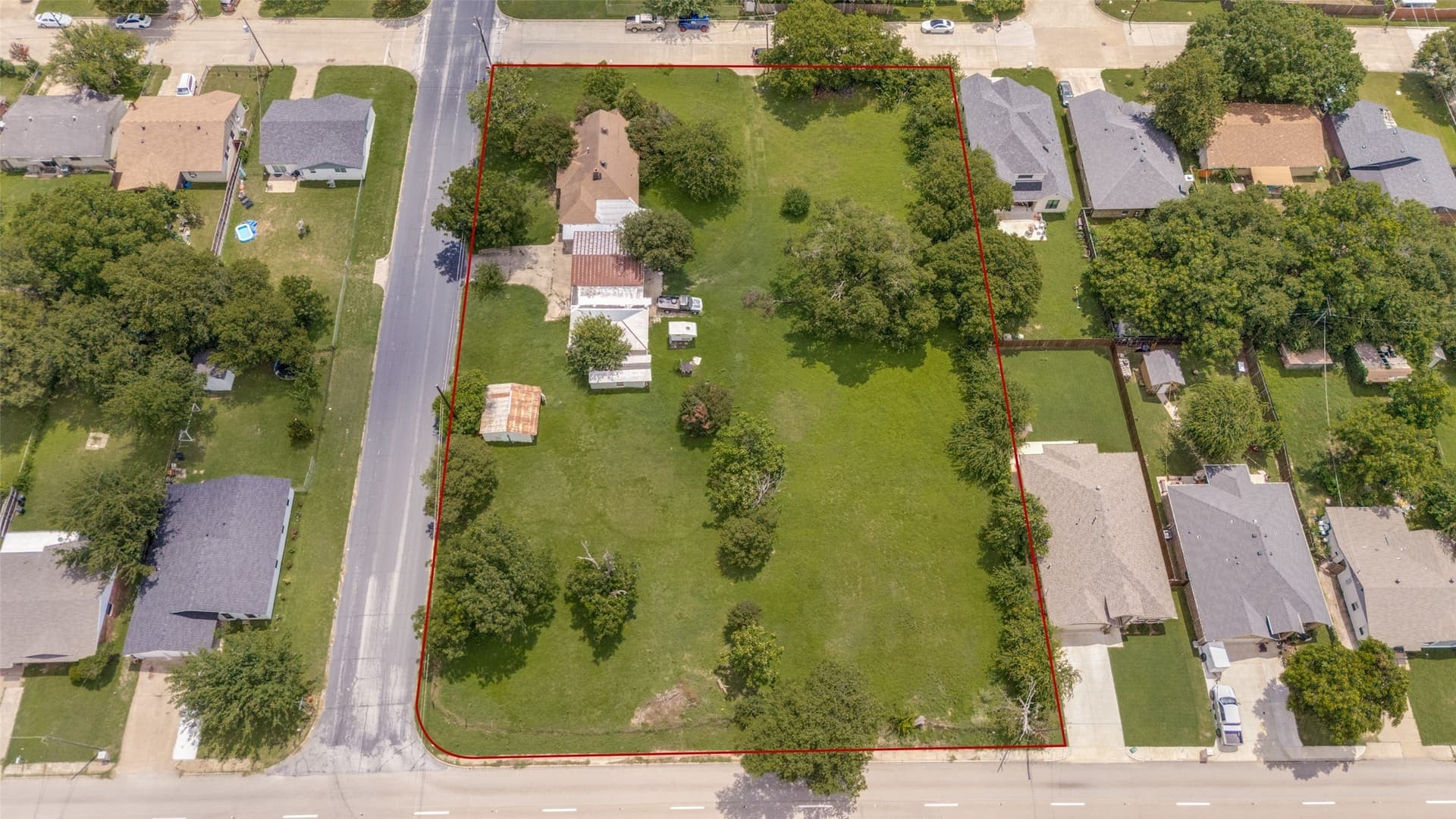 1.33 acres in Dallas County featured view