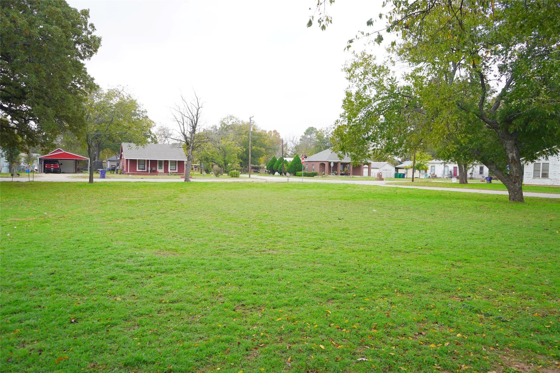 0.32 acres in Wise County gallery image 2