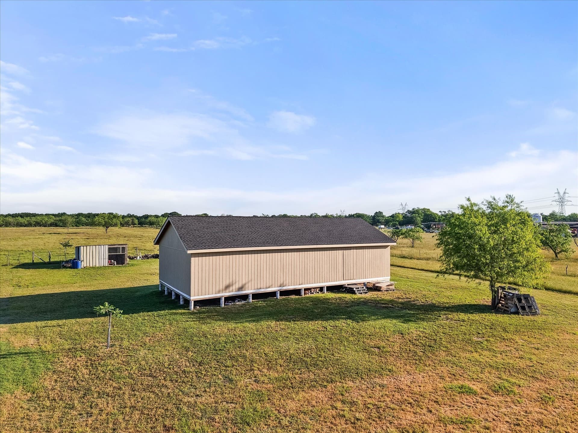 10.18 acres in Navarro County gallery image 2