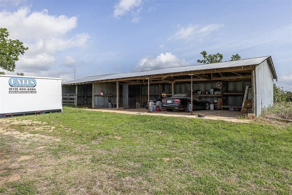 8.07 acres in Milam County - photo 17