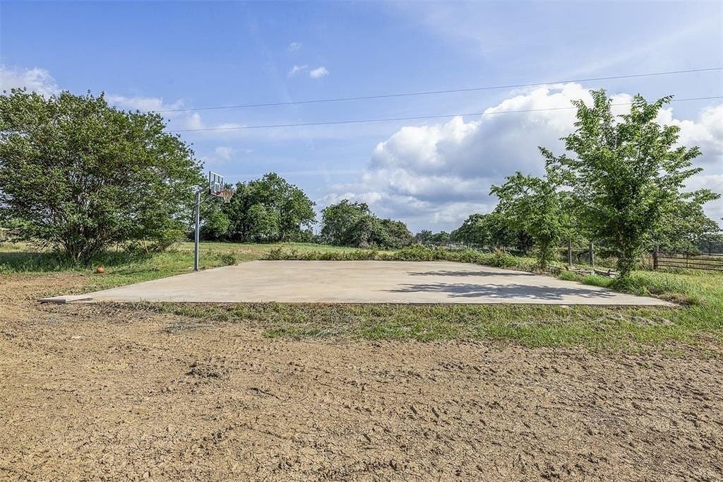 8.07 acres in Milam County - photo 20