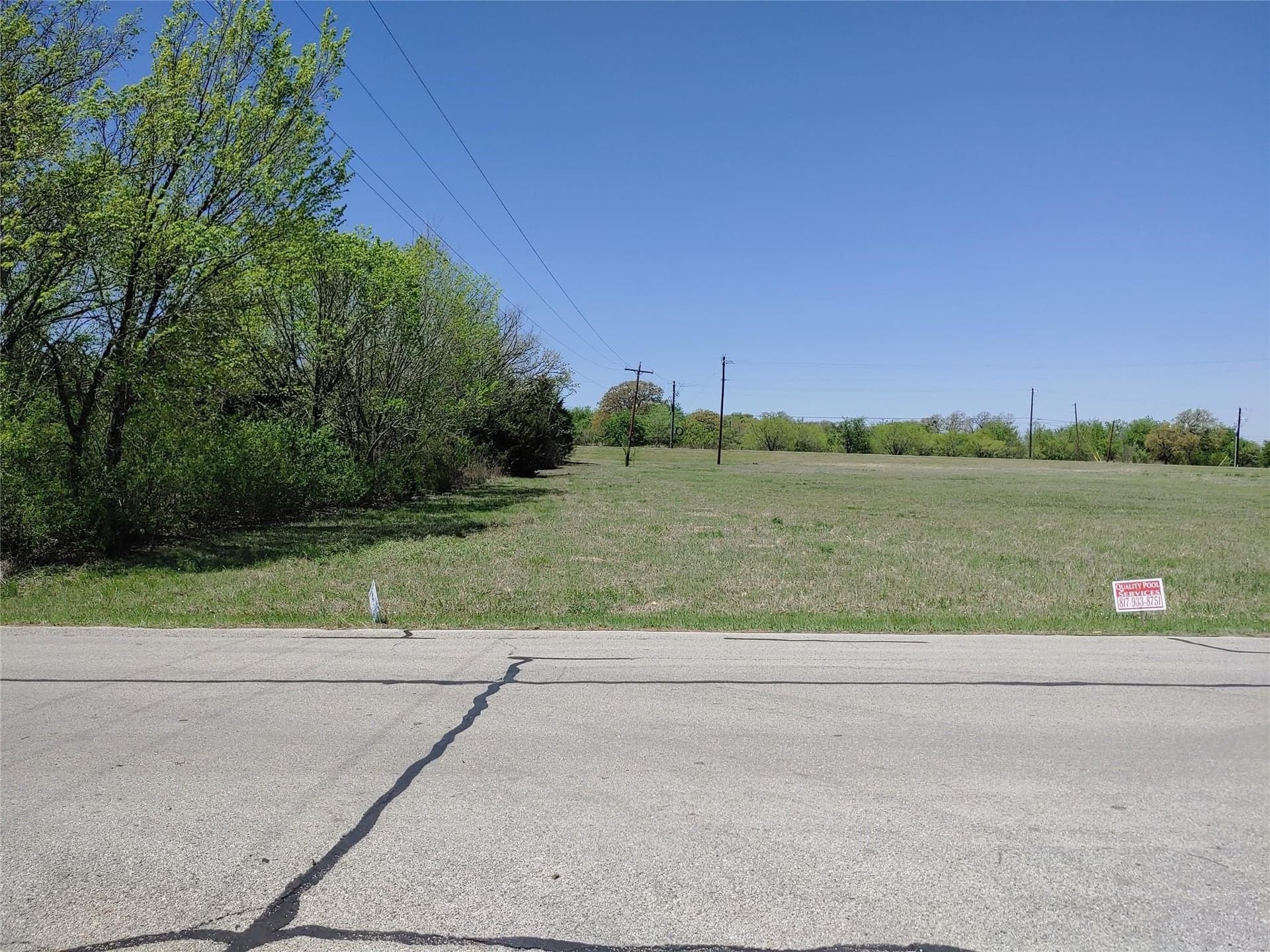 0.89 acres in Johnson County - photo 4