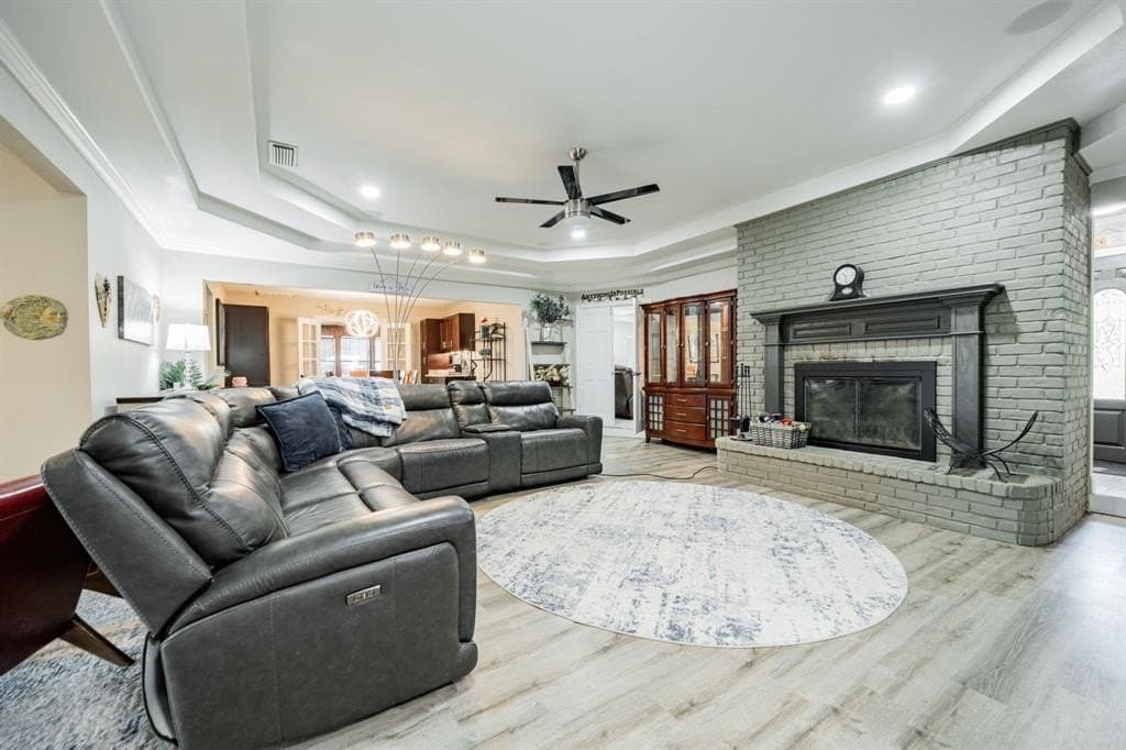 14.3 acres in Dallas County gallery image 4