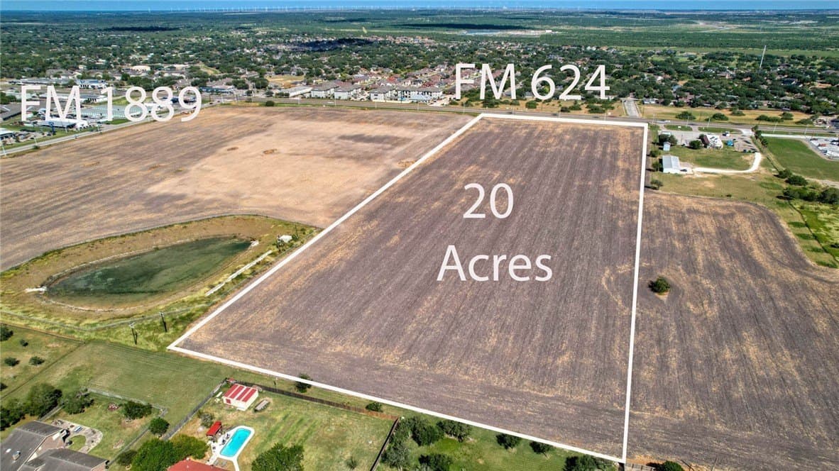 20 acres in Nueces County - photo 12