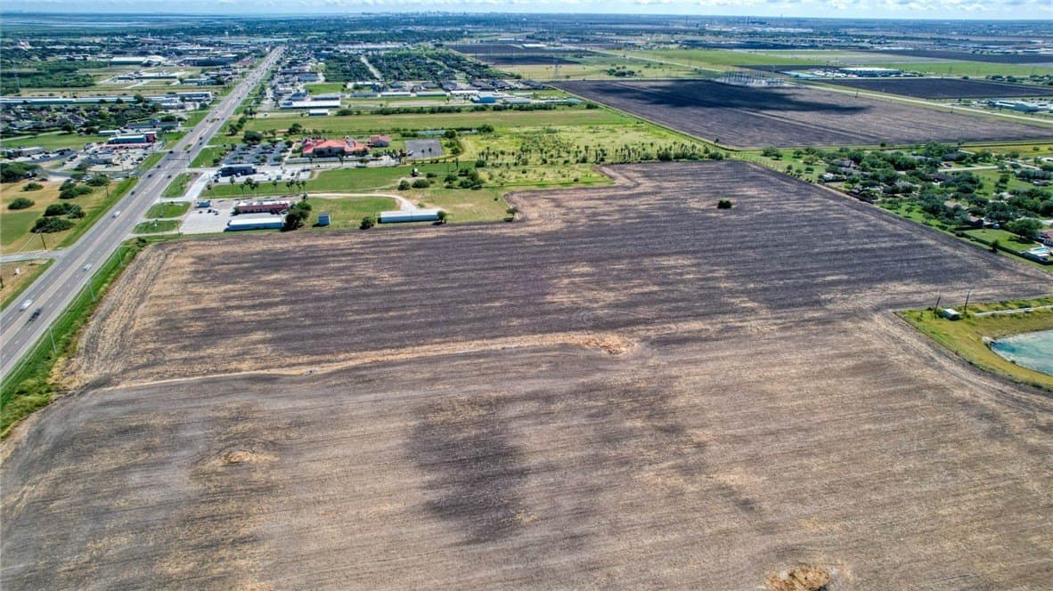 20 acres in Nueces County - photo 7