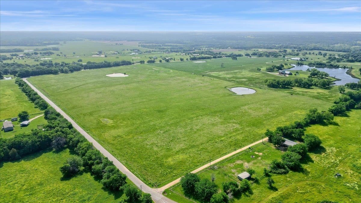 56.62 acres in Grayson County gallery image 2