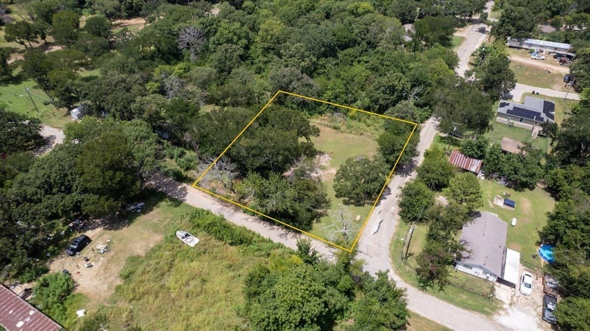0.41 acres in Grayson County - photo 12