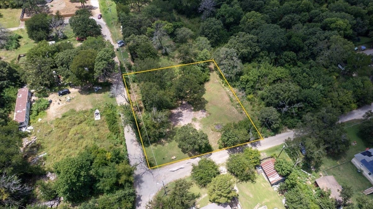 0.41 acres in Grayson County - photo 11