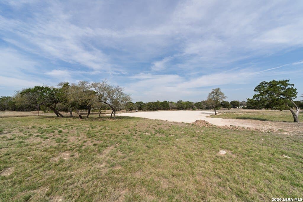 1.18 acres in Kerr County gallery image 4