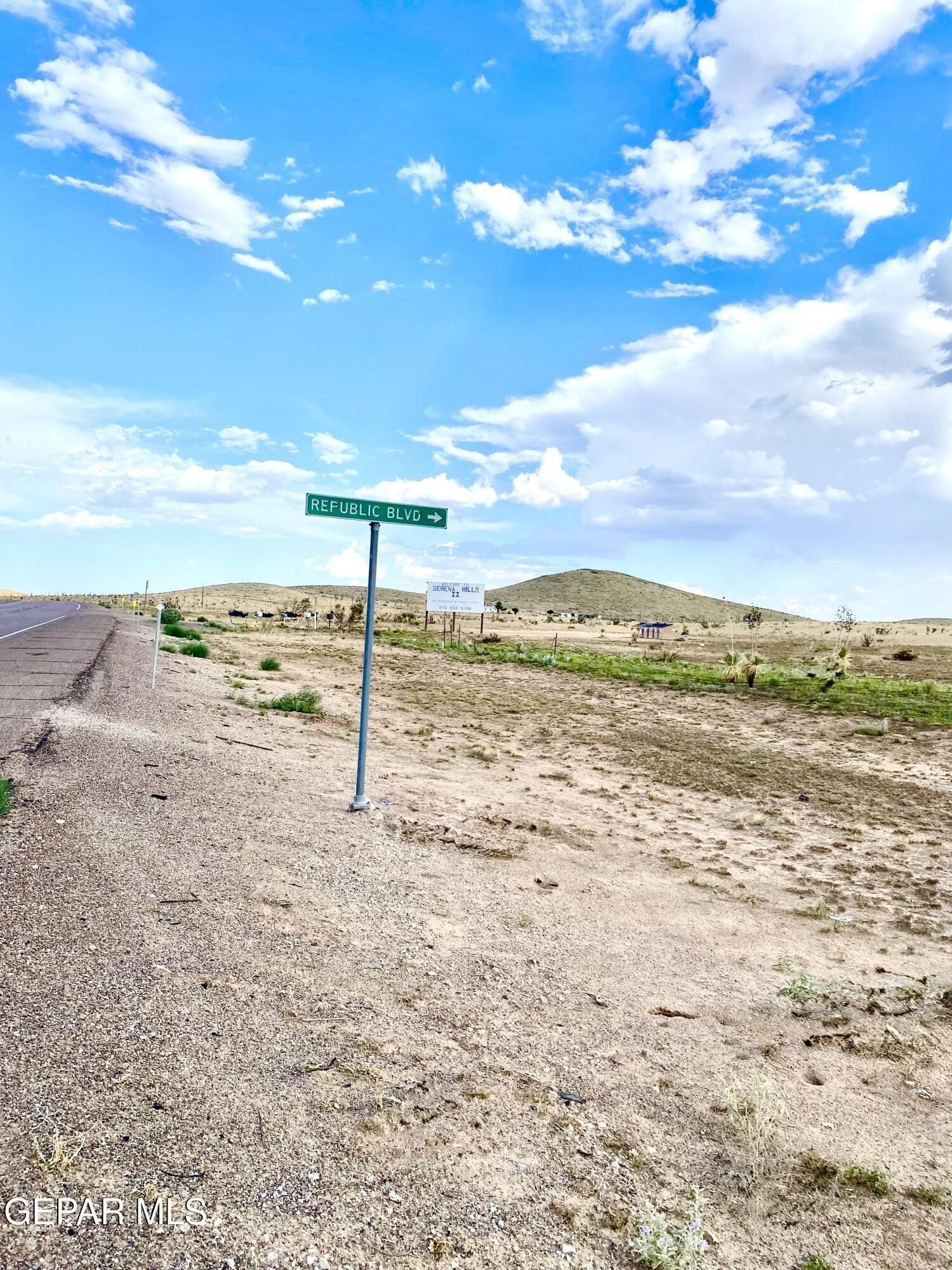 4 acres in El Paso County