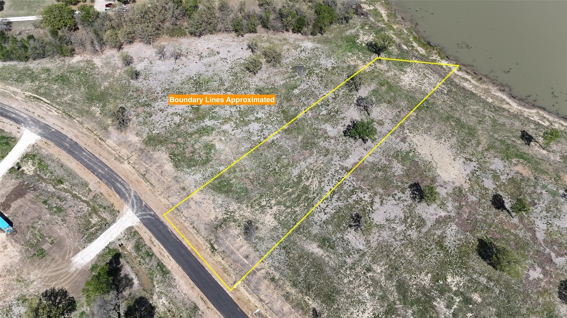 1.28 acres in Navarro County - photo 3