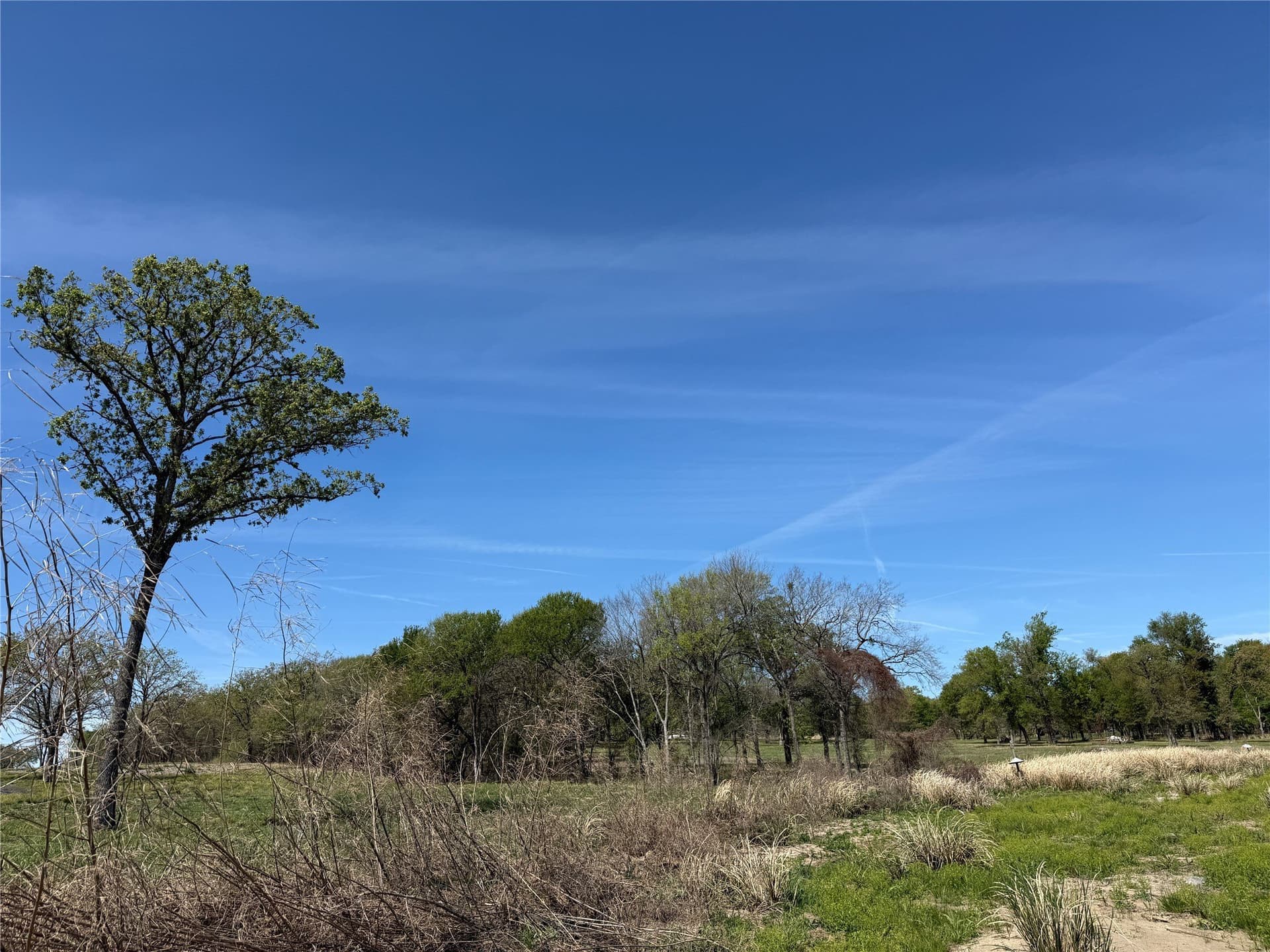 1.28 acres in Navarro County - photo 24
