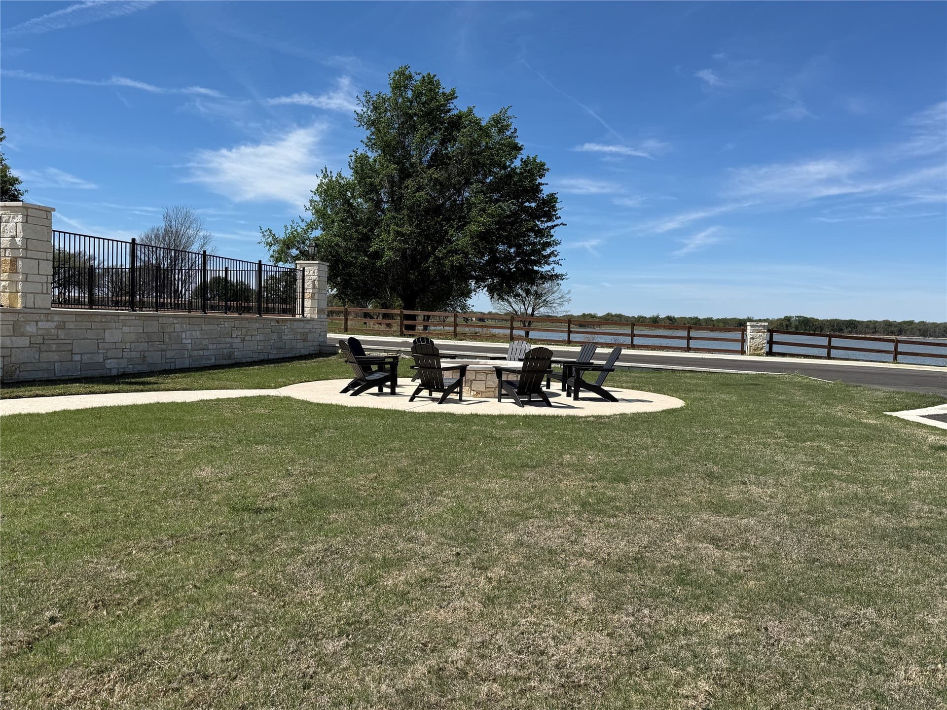 1.28 acres in Navarro County - photo 40