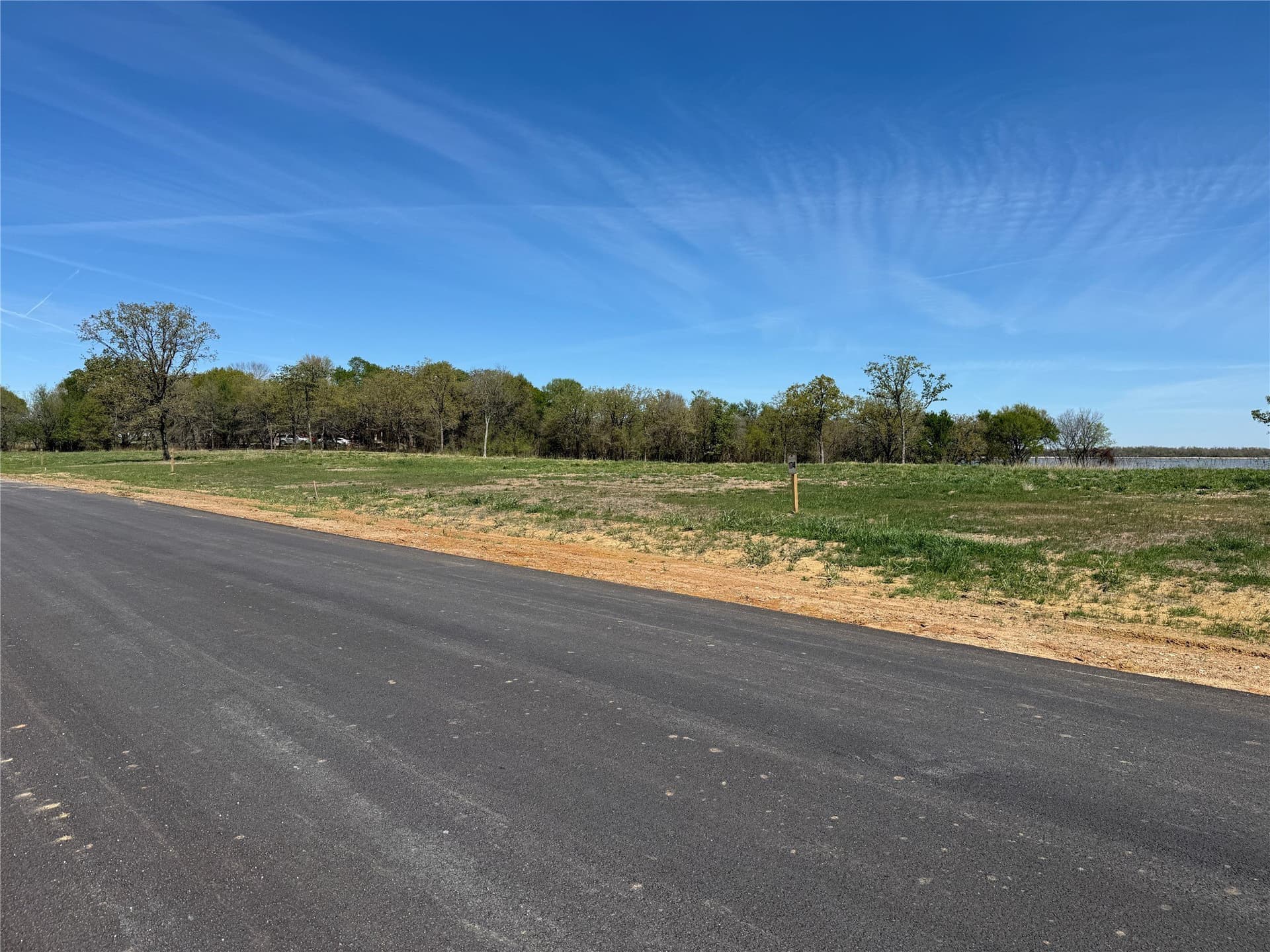 1.28 acres in Navarro County - photo 11