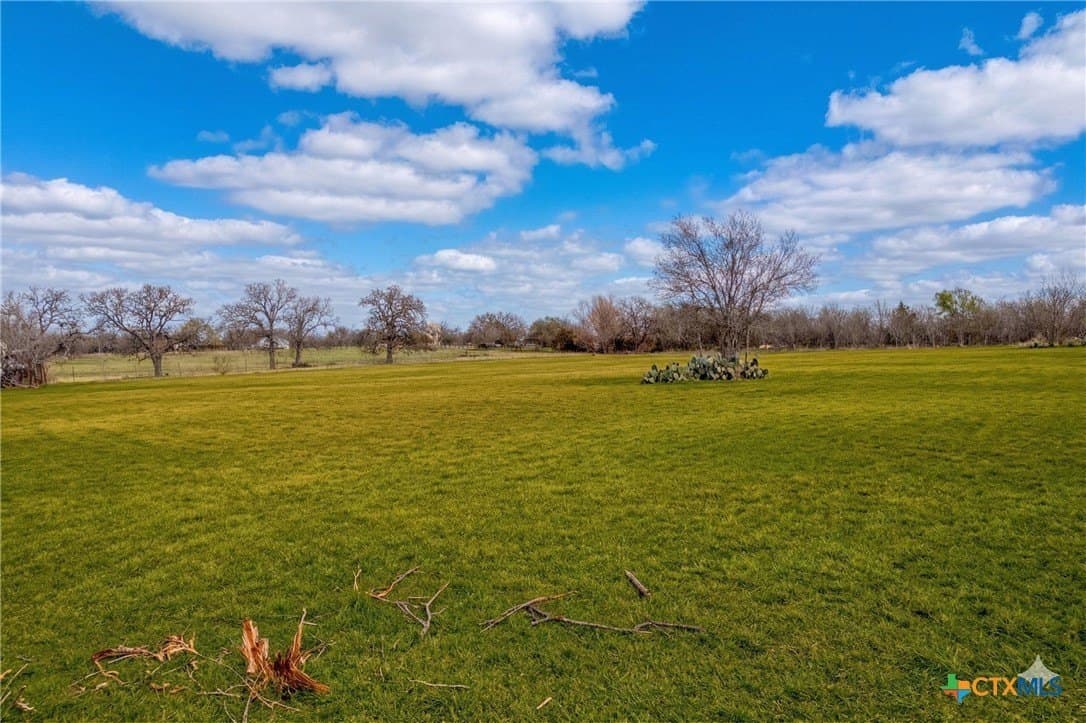 5.35 acres in Milam County featured view