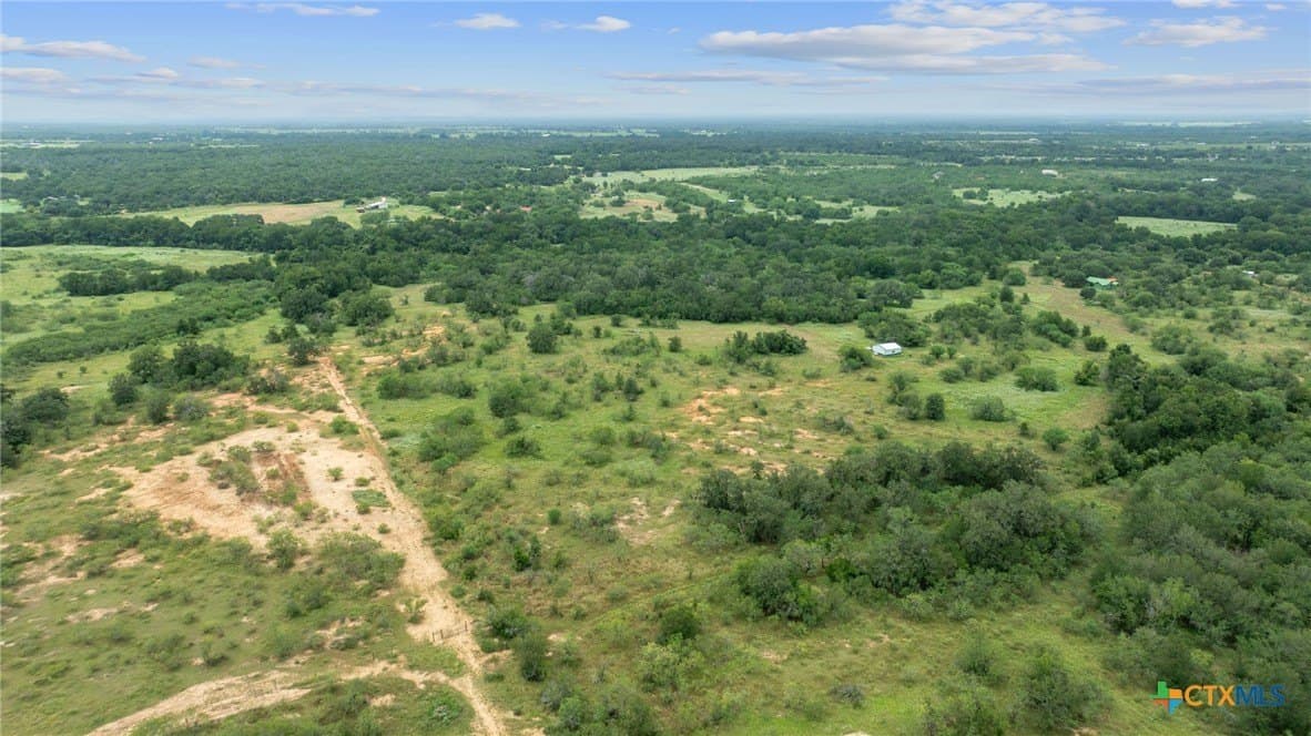 21.13 acres in Guadalupe County gallery image 3