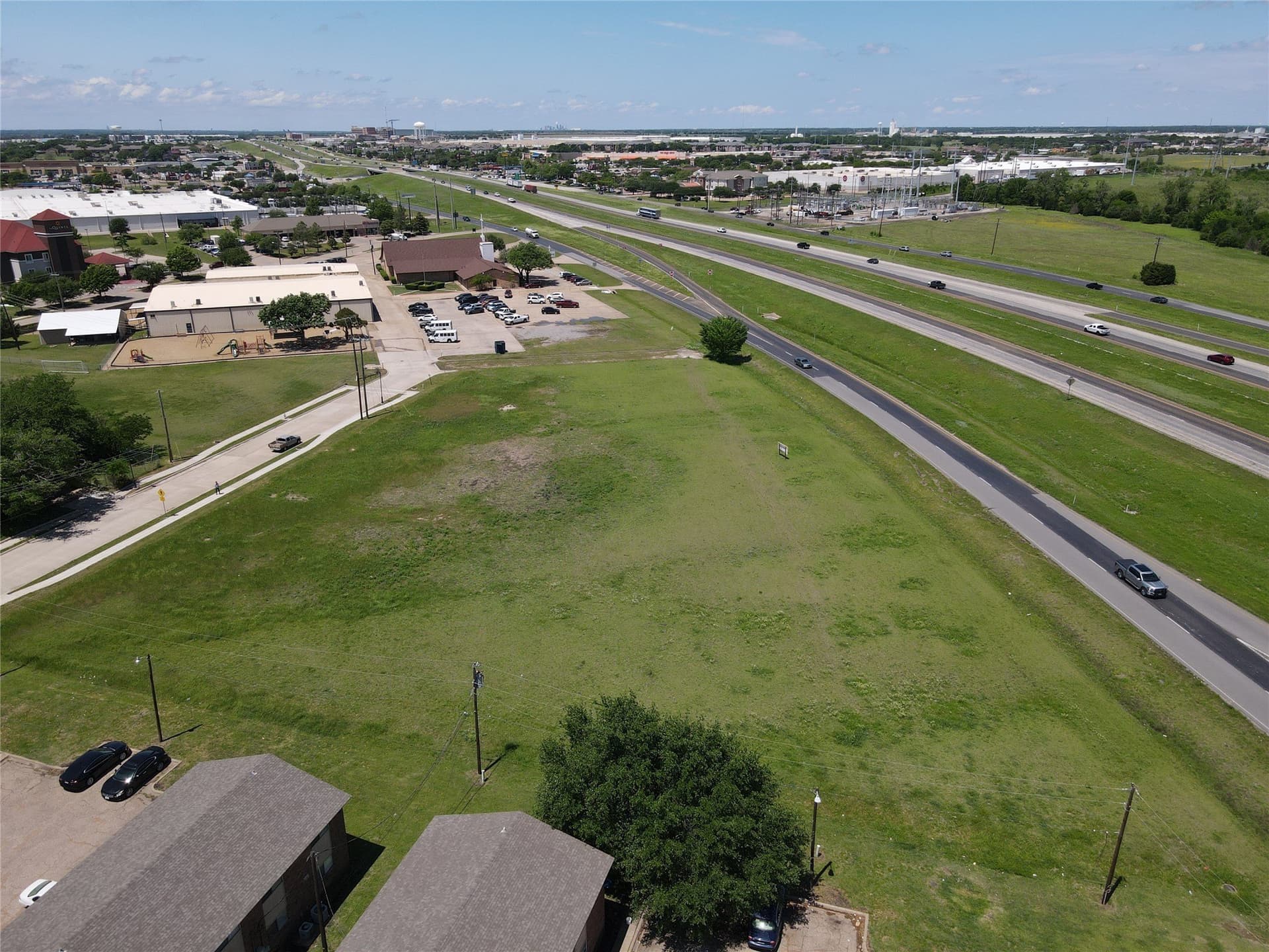 2.28 acres in Ellis County gallery image 3