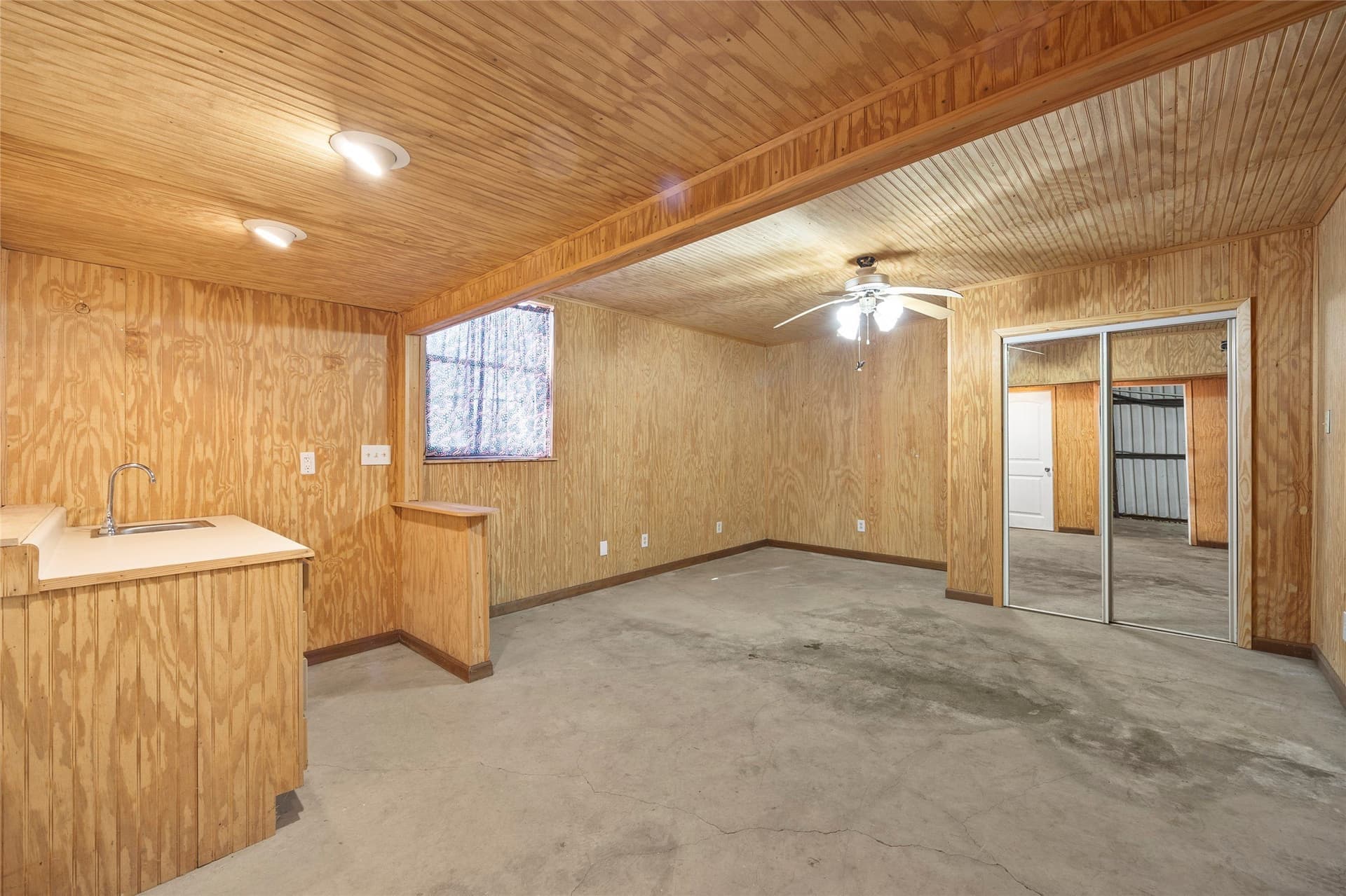 0.32 acres in Kaufman County - photo 14