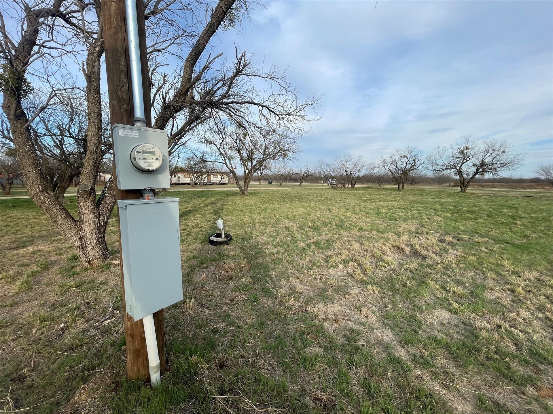 0.15 acres in Stephens County - photo 13