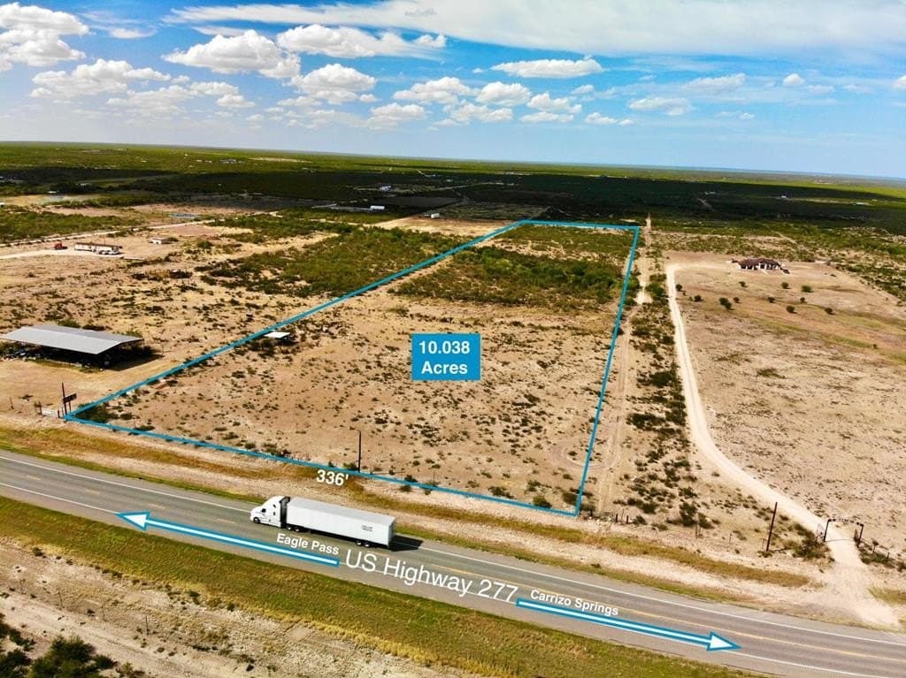 10.04 acres in Maverick County