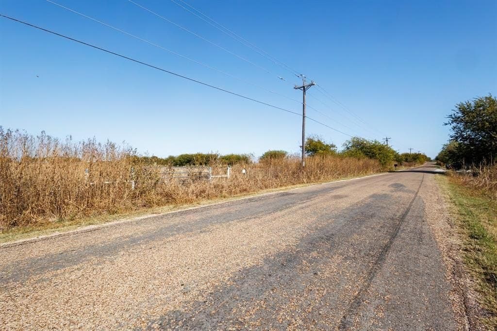 10 acres in Johnson County gallery image 3