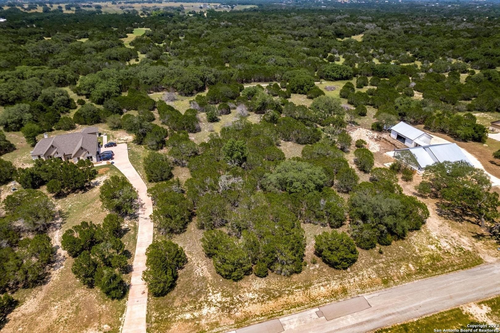 2 acres in Bandera County - photo 7