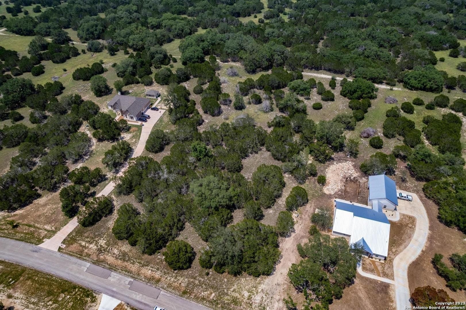 2 acres in Bandera County - photo 10