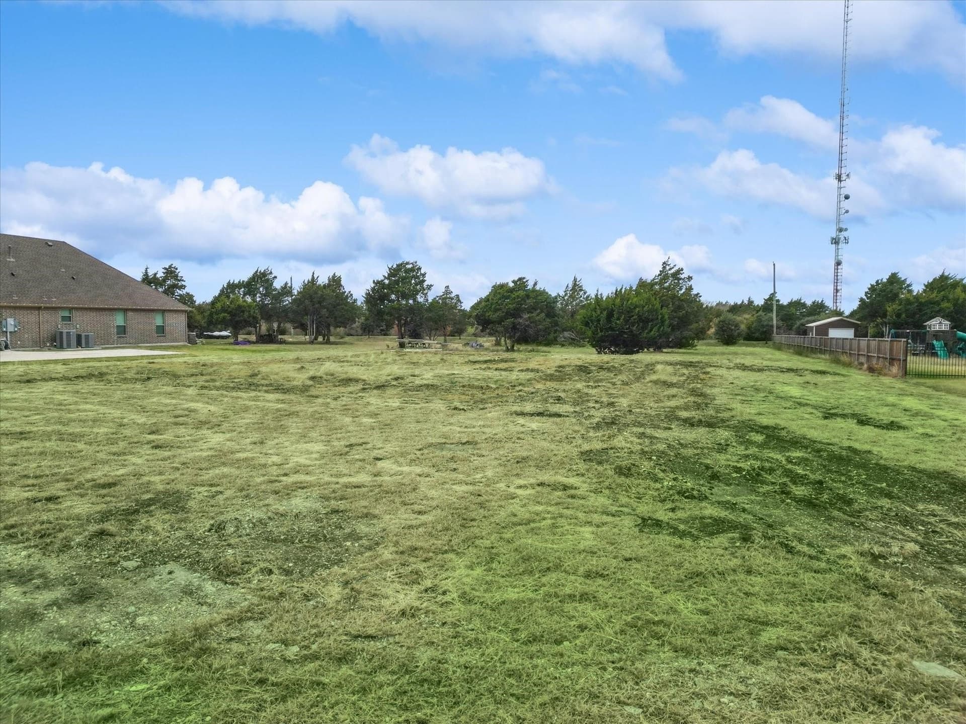 0.99 acres in Ellis County - photo 13