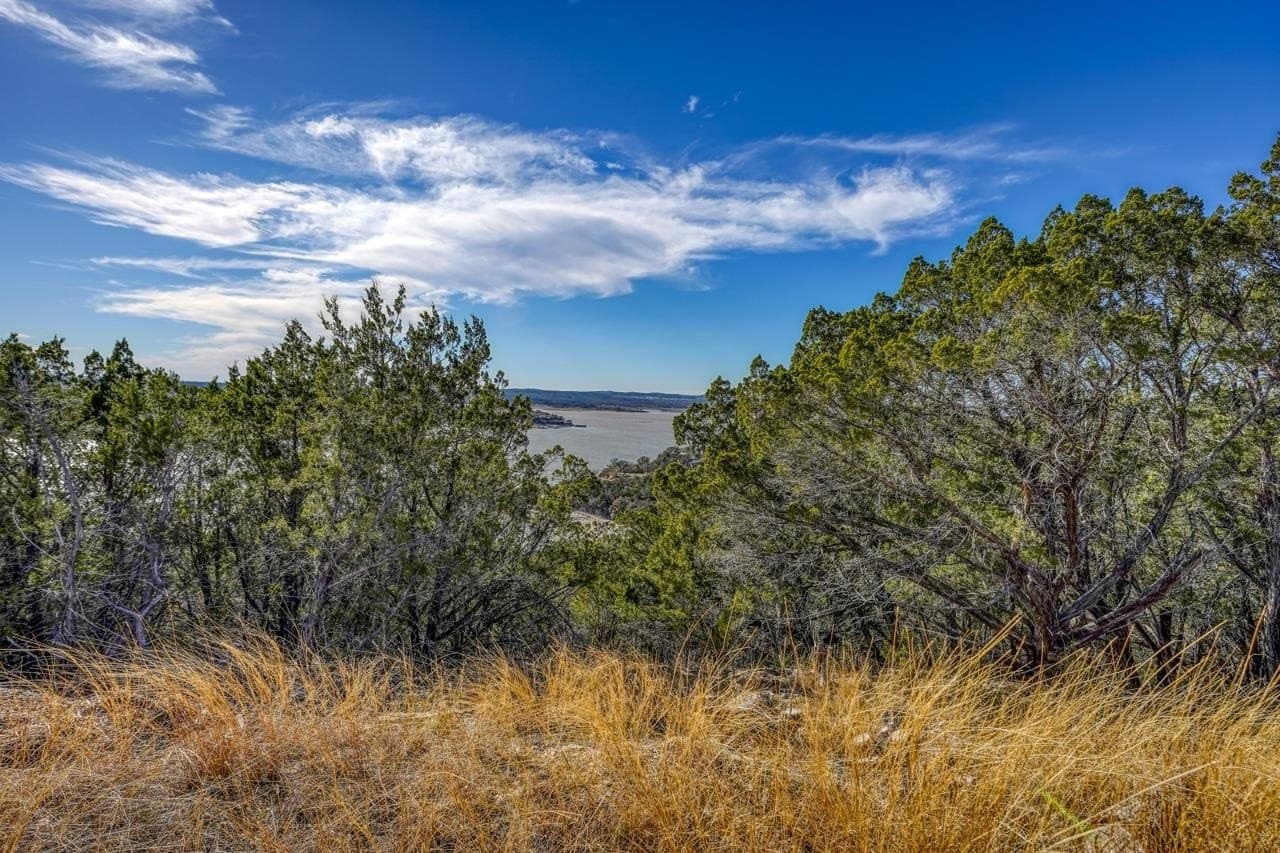 2.68 acres in Burnet County gallery image 3
