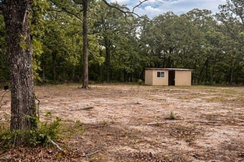 1 acres in Henderson County