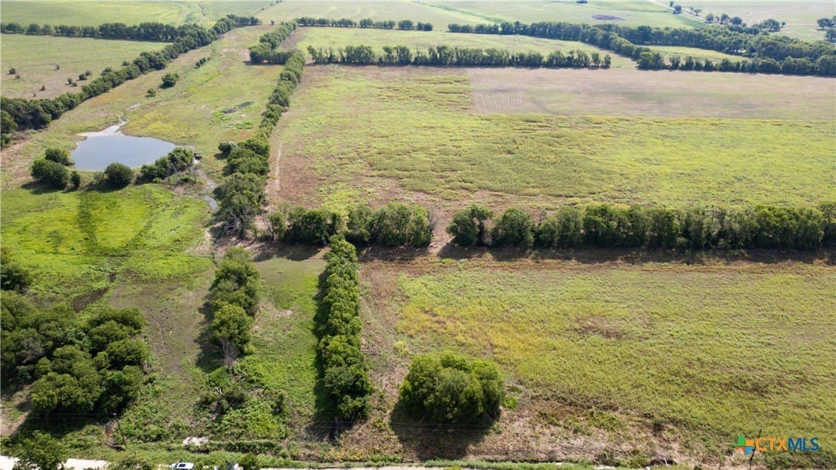 14.06 acres in Falls County