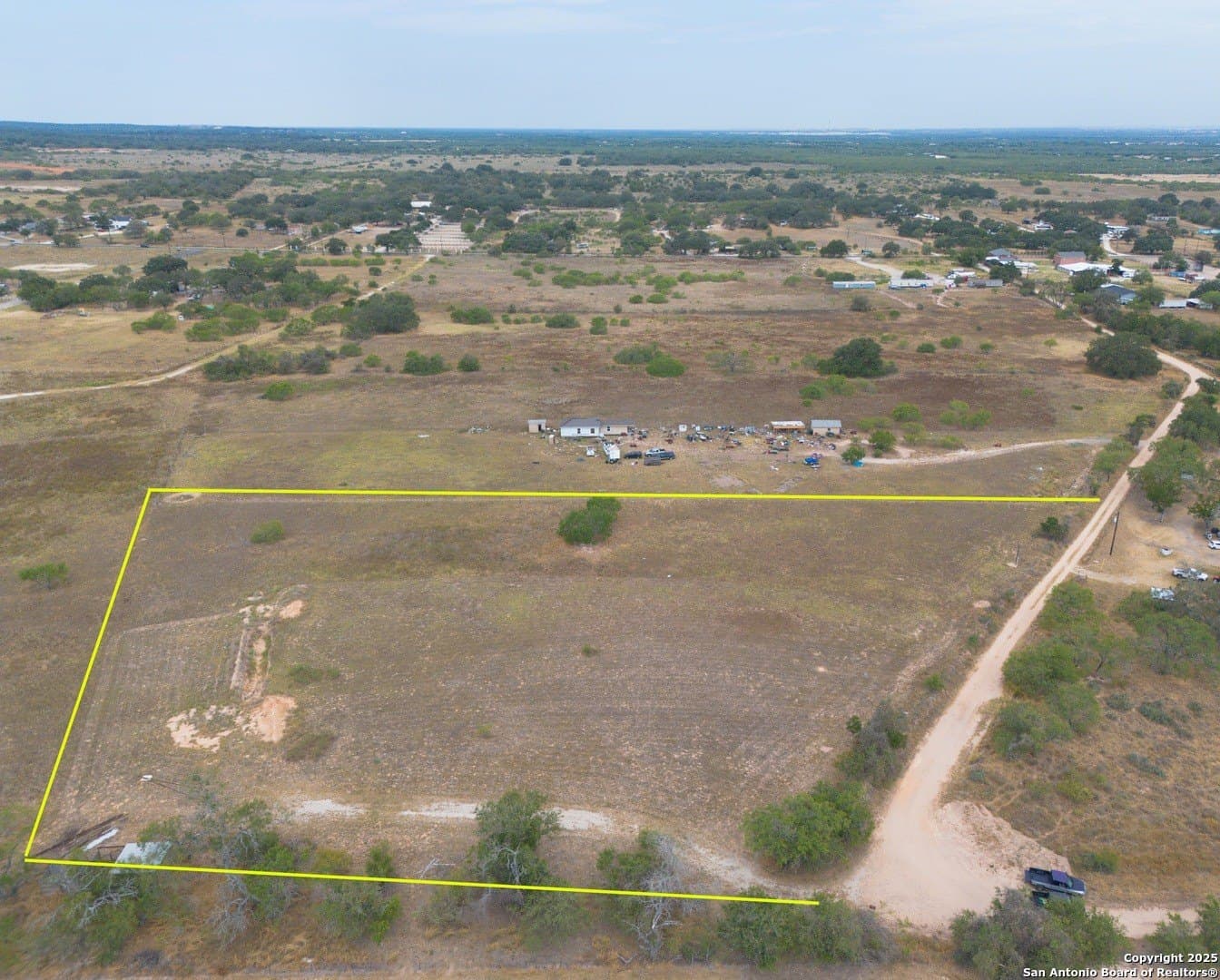 4.27 acres in Bexar County gallery image 3