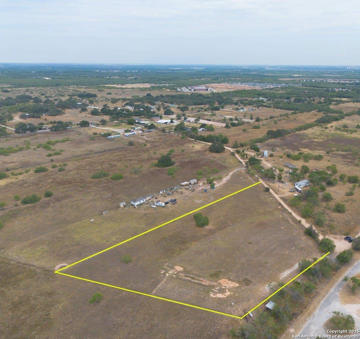 4.27 acres in Bexar County gallery image 2