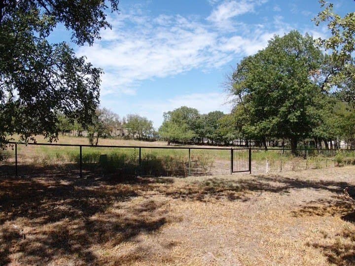 5.72 acres in Parker County - photo 7