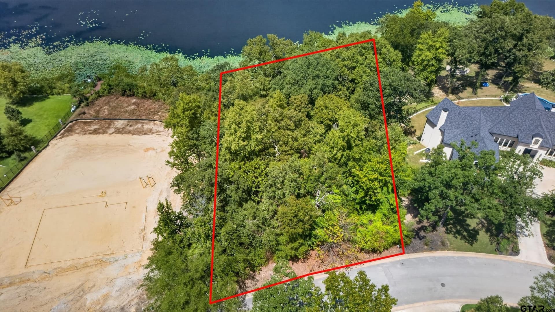 0.86 acres in Smith County - photo 2
