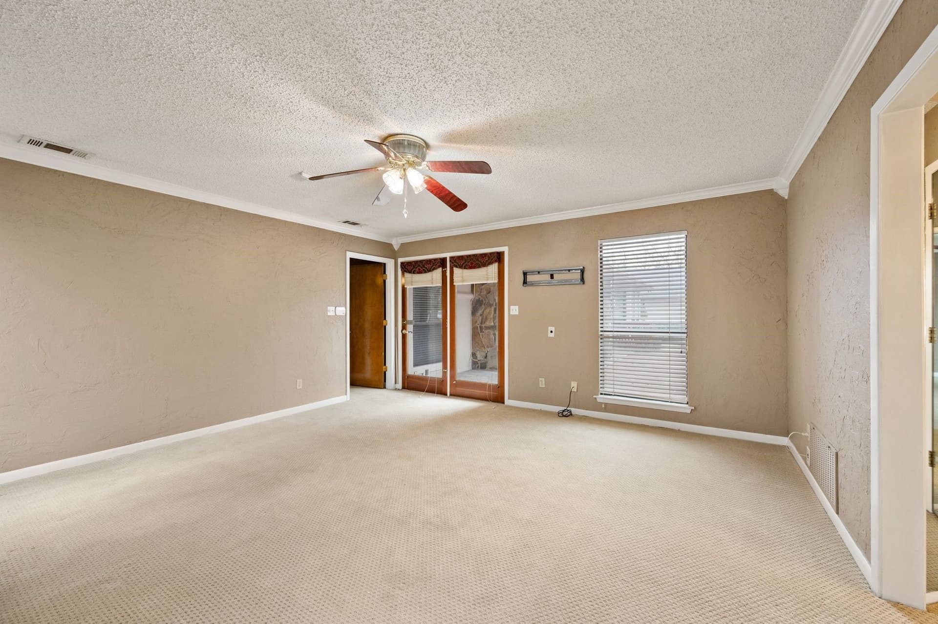 4.82 acres in Tarrant County - photo 22