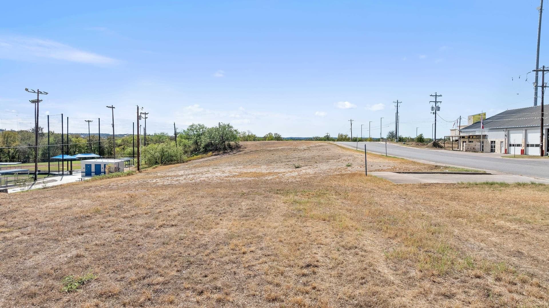 1.2 acres in Burnet County gallery image 4